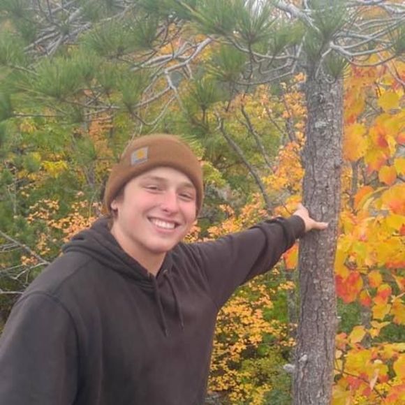 Profile Picture of Gavin Wright (@gawright0981) on Poshmark