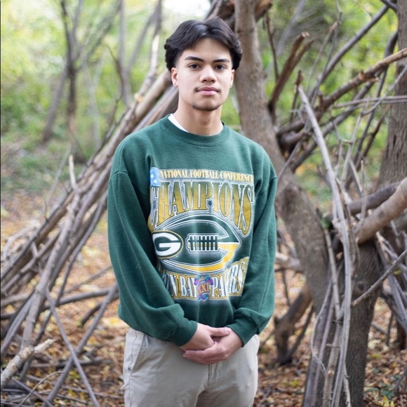 Profile Picture of Sebastian Acevedo (@sebbyace) on Poshmark