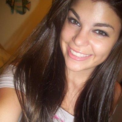 Profile Picture of Amanda Vulpis (@avulpis_325) on Twitter