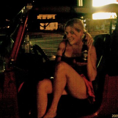 Profile Picture of Jessie Clay (@LegzLeigh) on Twitter