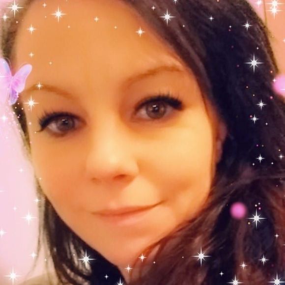 Profile Picture of Melissa Frederick (@frederickm) on Poshmark