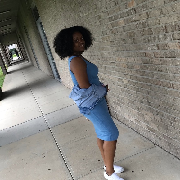Profile Picture of Jasmine Cochran (@jasmine_cochran) on Poshmark