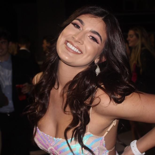 Profile Picture of lindsey (@letsgogallo) on Tiktok