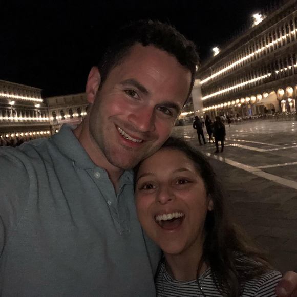 Profile Picture of Amal Hechehouche (@ahech94) on Poshmark