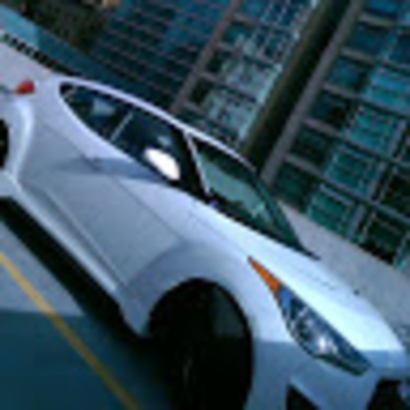 Profile Picture of Tyler Anderson (@tyleranderso634) on Poshmark