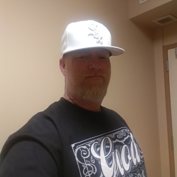 Profile Picture of Jeramy Elrod (@jeramyelrod) on Poshmark