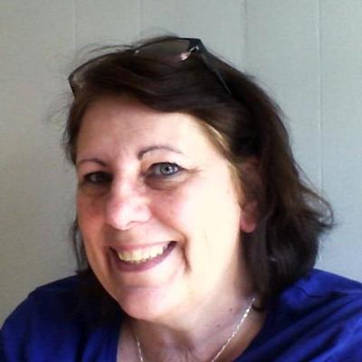 Profile Picture of Lisa Renner (@Lisalisa857) on Twitter