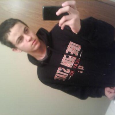 Profile Picture of Cody Rivera (@codyrivera_98) on Twitter