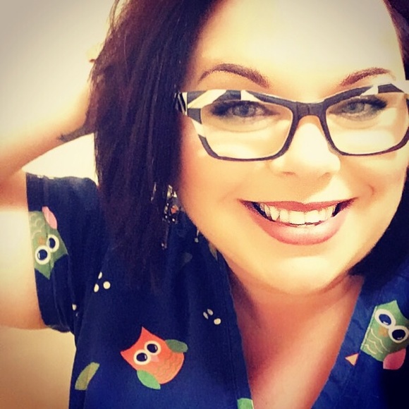 Profile Picture of Chasity Owens (@frogginstein) on Poshmark
