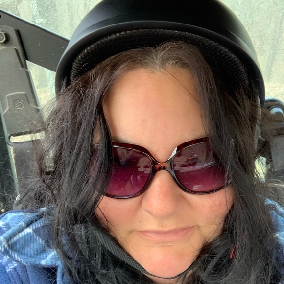 Profile Picture of Robin Link (@mrsrwatson) on Poshmark