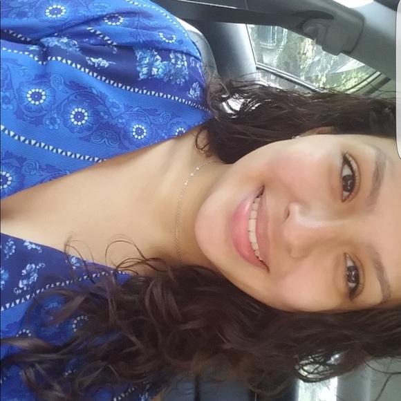 Profile Picture of Perla Lerma (@lerma95) on Poshmark