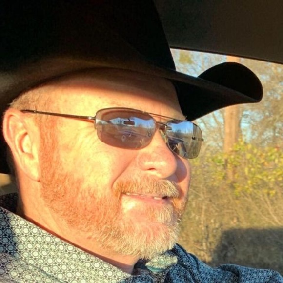 Profile Picture of Guy Wilhelm (@guy_wilhelm) on Poshmark