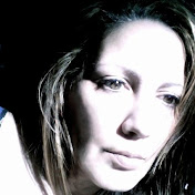 Profile Picture of Melanie Blades (@DudetteBlades) on Youtube