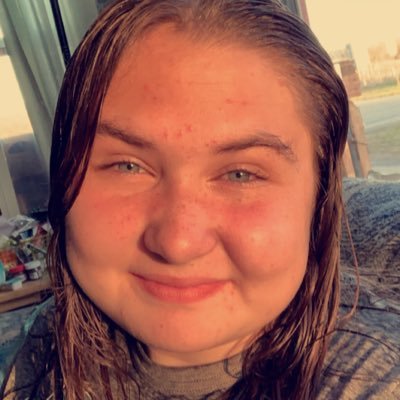 Profile Picture of Amber Hatch (@AmberHatch17) on Twitter
