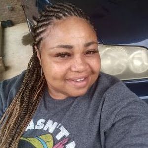 Profile Picture of setzerstephanie (@setzerstephanie) on Tiktok