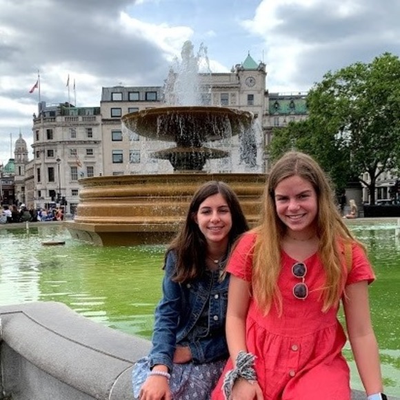 Profile Picture of Jeannette Betker (@rektebj) on Poshmark