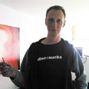 Profile Picture of Paul Castle (@paul_castle) on Myspace