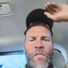 Profile Picture of kennetheaton (@kennetheaton) on Tiktok