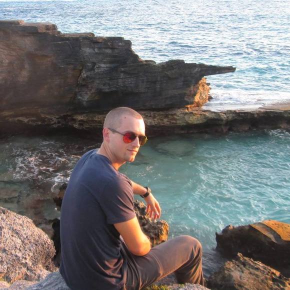 Profile Picture of Ben Allwardt (@benbenbenbenneb) on Poshmark