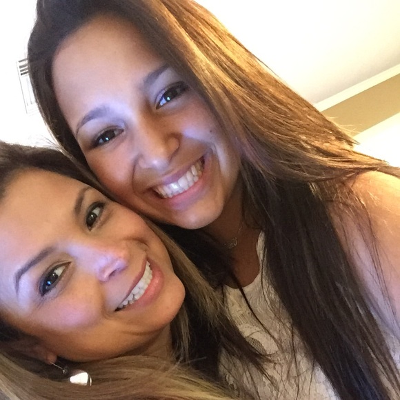 Profile Picture of Nancy Garivey (@garivey) on Poshmark