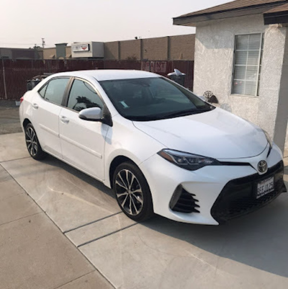 Profile Picture of Alex Grijalva (@alexgrijalva82) on Poshmark