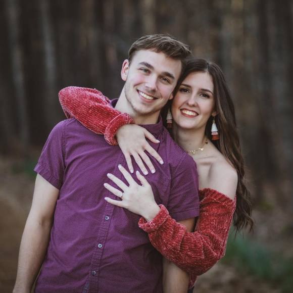 Profile Picture of Emma Sirmans (@emmasirmans) on Poshmark