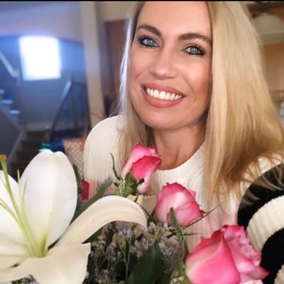 Profile Picture of Amanda Barrette (@BarretteAmanda) on Twitter