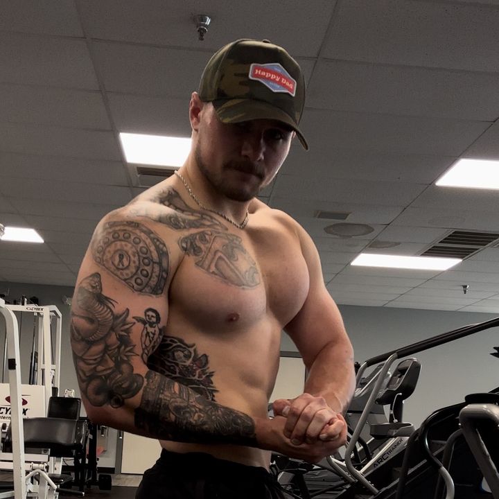 Profile Picture of Josh (@@josh_farrar) on Tiktok