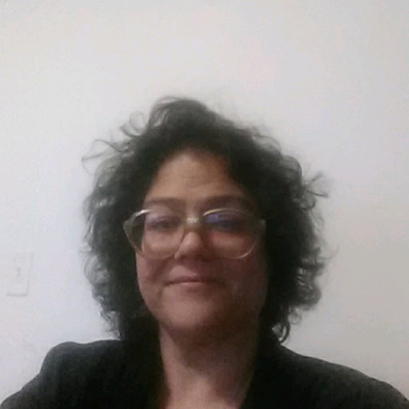 Profile Picture of Sharon Dangerfield (@dangerfield1970) on Poshmark