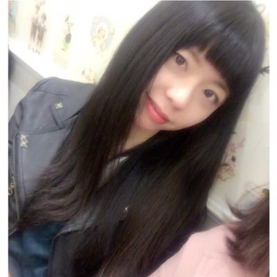 Profile Picture of Emily Chou (@Emilychou216) on Twitter