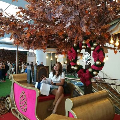 Profile Picture of Claudia Zegarra 💙 (@czegarrat) on Twitter