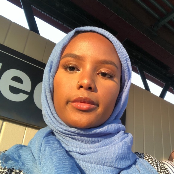 Profile Picture of Rabia Shaheed (@rob2712) on Poshmark