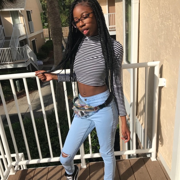 Profile Picture of Aniya Telfair (@finegirlniya) on Poshmark