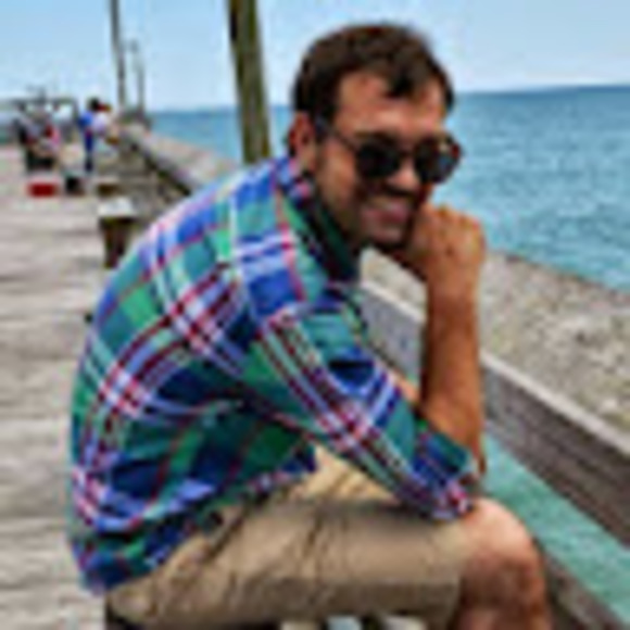 Profile Picture of Christopher Ferguson (@cnfergus) on Poshmark