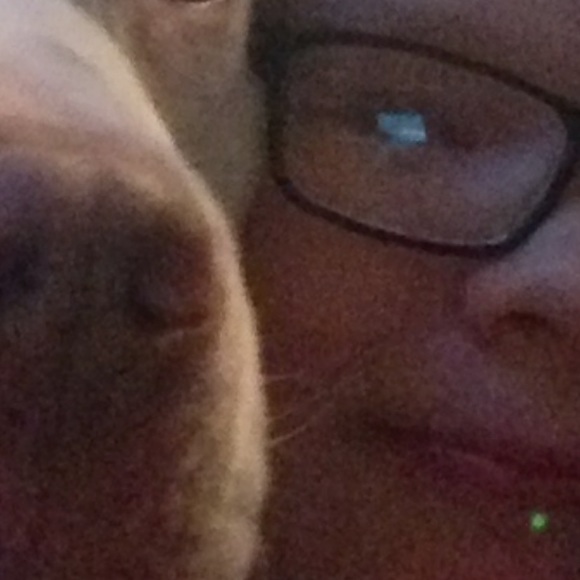 Profile Picture of Thomas Rose (@thomasrose153) on Poshmark