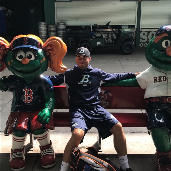 Profile Picture of Billy Mckay (@bmckay22) on Poshmark