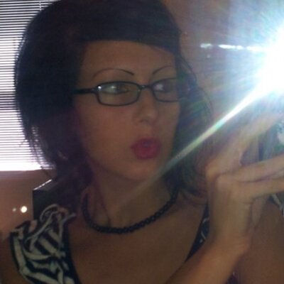 Profile Picture of Danielle Huff (@daniellehuff621) on Twitter