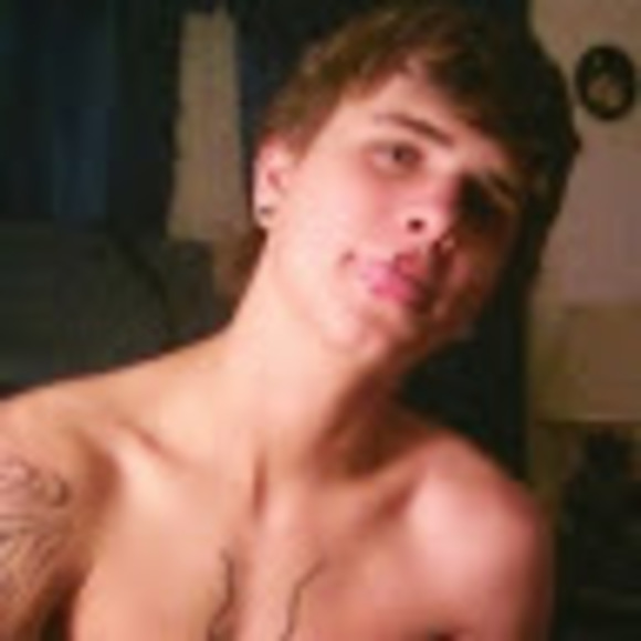 Profile Picture of Colton Finnigan (@j377yb3an) on Poshmark