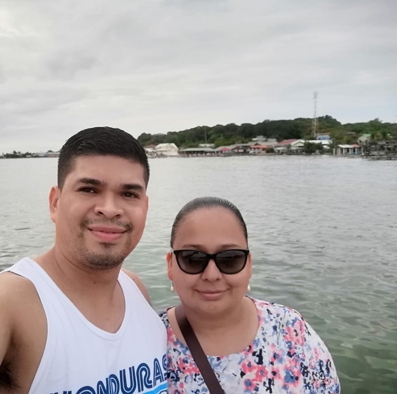 Profile Picture of Marlon julian Lopez coello (@marloncoello) on Poshmark