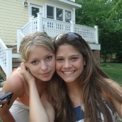 Profile Picture of Alexandra Leroux (@alex_leroux) on Twitter