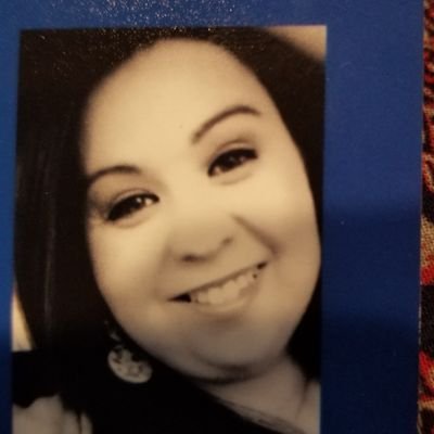 Profile Picture of Desiree Betancourt (@Roses_by_joe) on Twitter