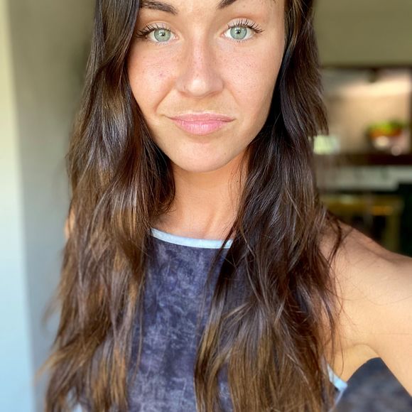 Profile Picture of Rachel Stack (@rrstack123) on Poshmark