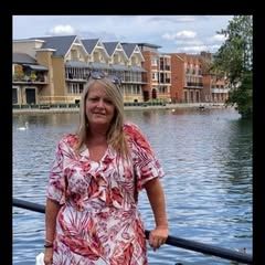 Profile Picture of michellecoole (@michellecoole) on Tiktok