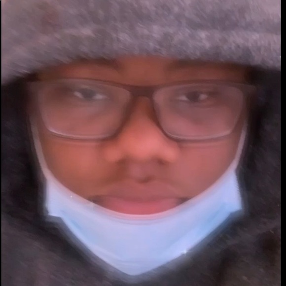 Profile Picture of Chance Selvage (@chance_selvage) on Poshmark