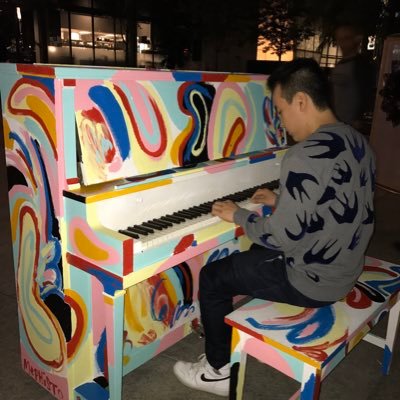 Profile Picture of Julian Huang (@Julianhuang) on Twitter