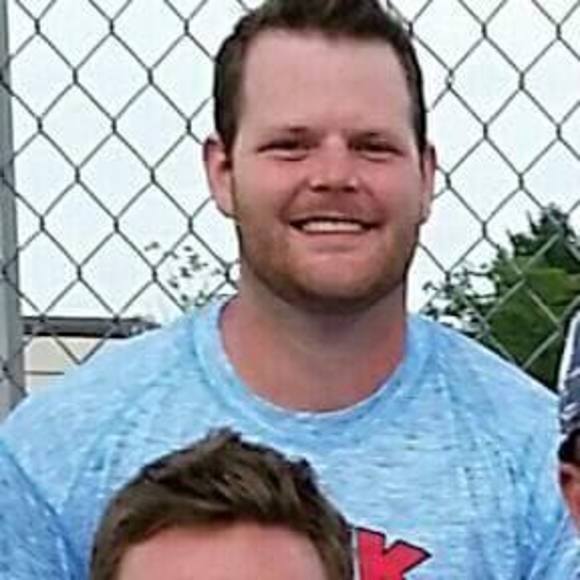 Profile Picture of Eric Cronin (@ecronin81) on Poshmark