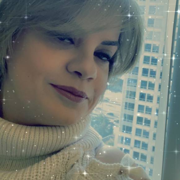 Homa Sarmadi - Poshmark Profile Picture of Homa Sarmadi (@homa_ca2002) on Poshmark