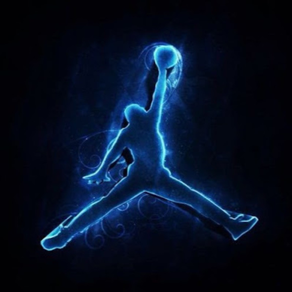 Profile Picture of 2k. Rochi (@jamesbaldwin38) on Poshmark