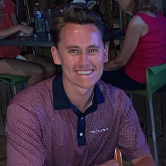 Profile Picture of Austin Alejos (@ajalejos) on Poshmark