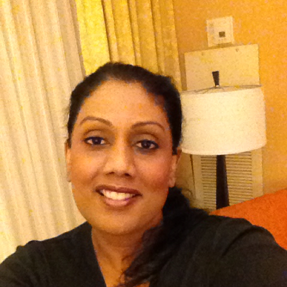 Profile Picture of Ruki Pitawala (@rukshila) on Poshmark